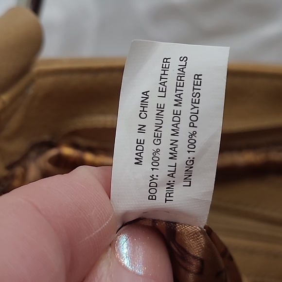 TIGNANELLO Tan Genuine Leather Shoulder Bag Elevated Basic Purse Elevated Basic - Picture 9 of 11